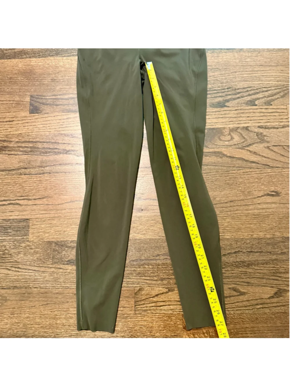 Lululemon Women’s Olive Green Full Length Leggings Sz 6